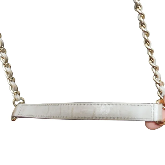 Tory Burch Quilted Shoulder Bag in Cream - Picture 16 of 16